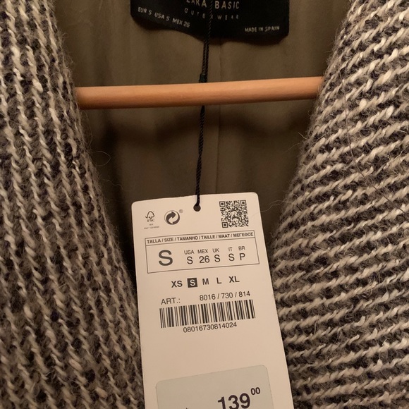 Zara Trench Coat - Picture 2 of 2